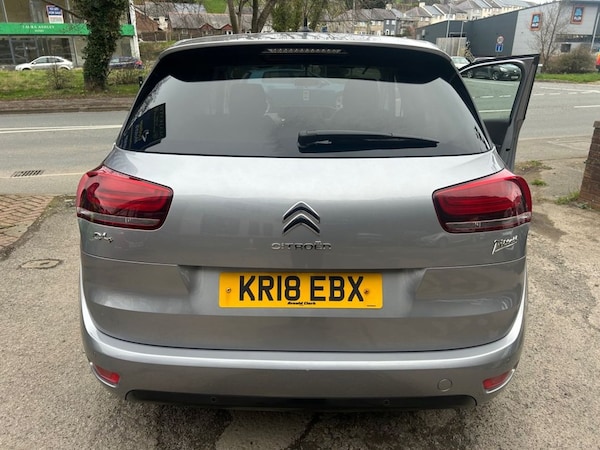 Used Citroen C4 Picasso 2018 for sale - 74156416: Photo 17