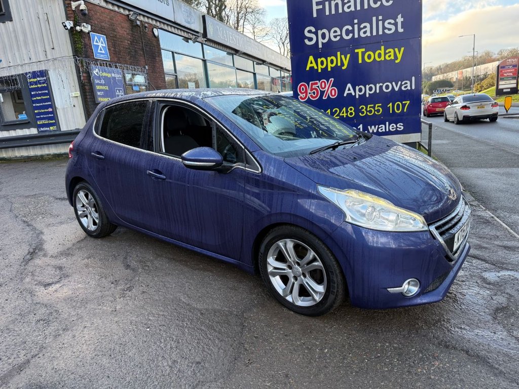 Used Peugeot 208 2015 for sale - 77218649: Photo 17