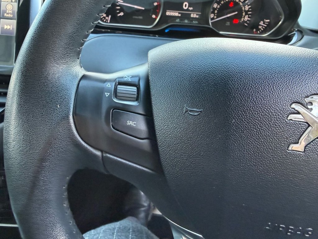 Used Peugeot 208 2015 for sale - 77218649: Photo 23