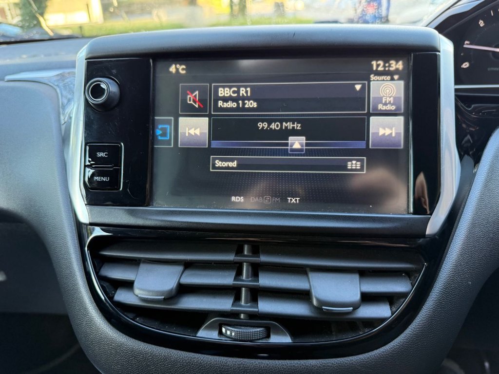 Used Peugeot 208 2015 for sale - 77218649: Photo 27