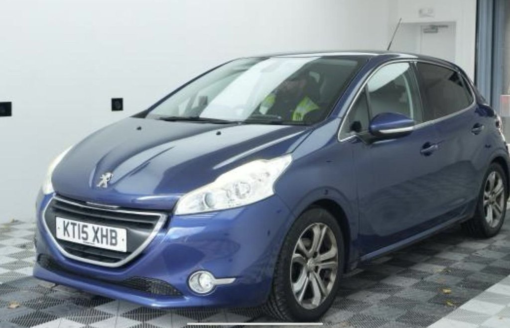 Used Peugeot 208 2015 for sale - 77218649: Photo 5