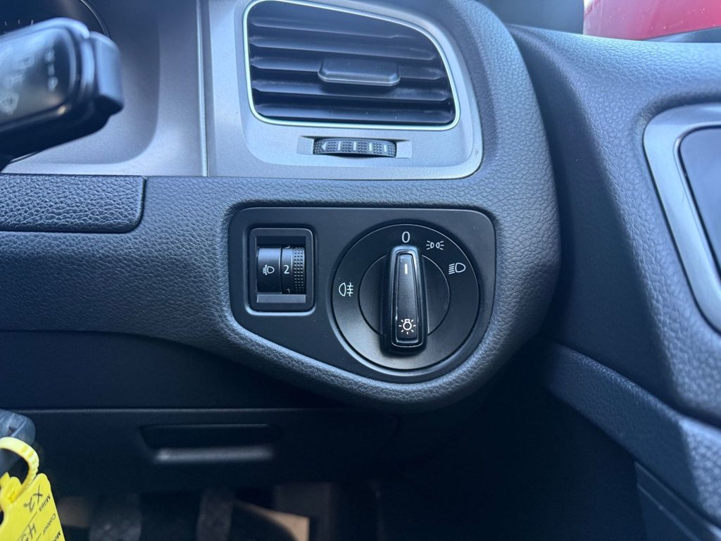 Used Volkswagen Golf 2016 for sale - 76927636: Photo 30