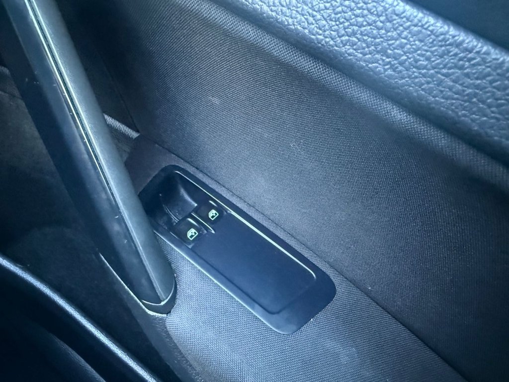 Used Volkswagen Golf 2016 for sale - 76927636: Photo 32