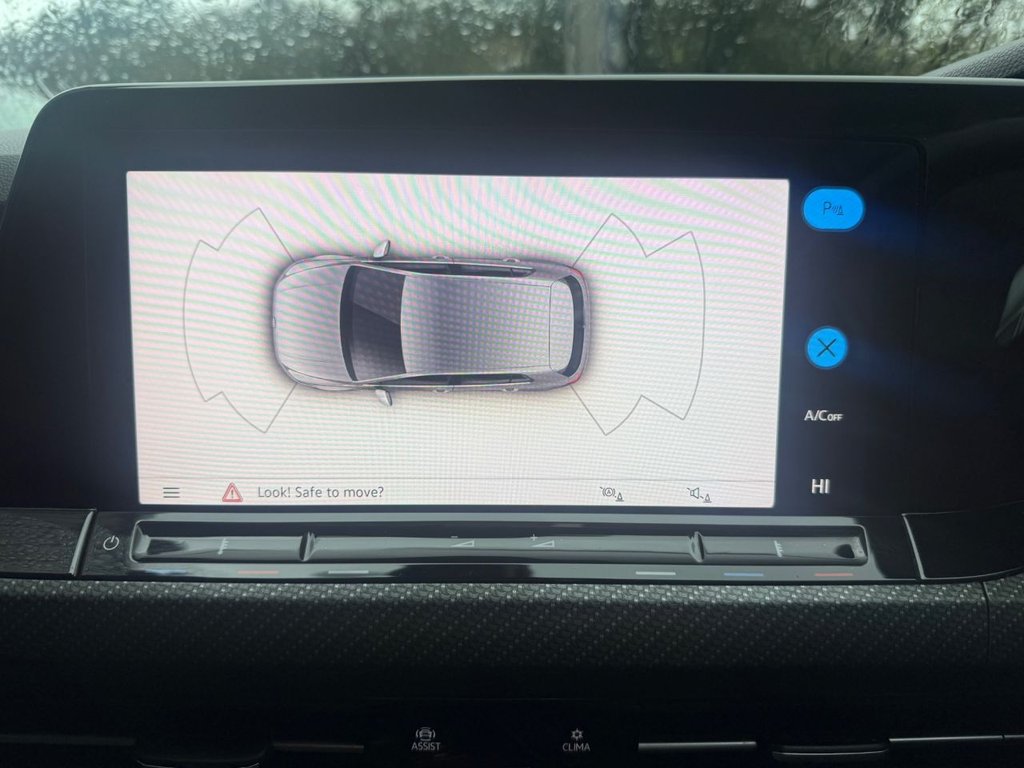 Used Volkswagen Golf 2020 for sale - 76654584: Photo 32