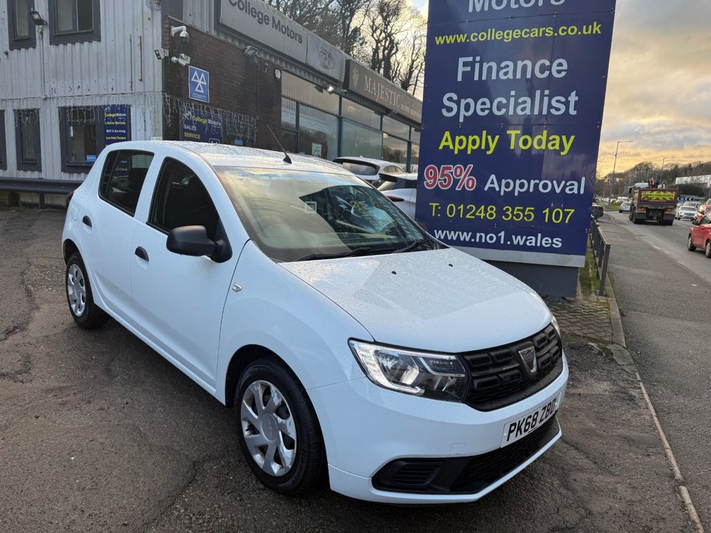 Used Dacia Sandero 2018 for sale - 77397262: Photo 1