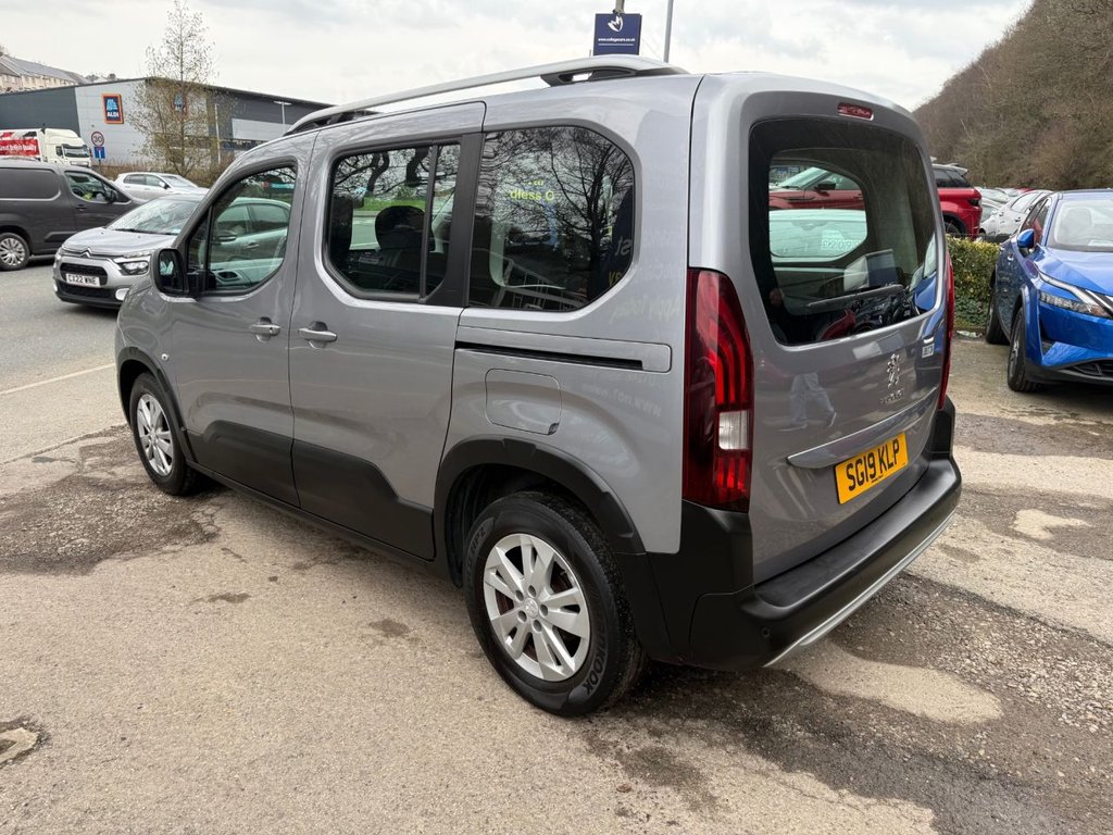 Used Peugeot Rifter 2019 for sale - 77835234: Photo 17