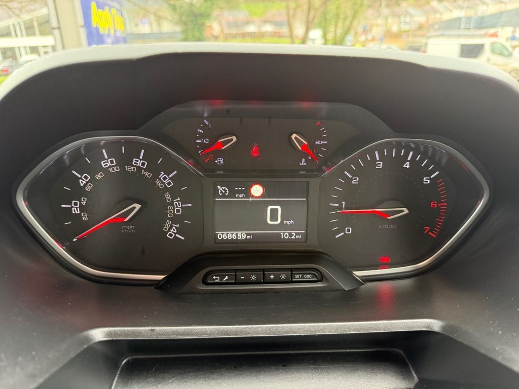 Used Peugeot Rifter 2019 for sale - 77835234: Photo 26