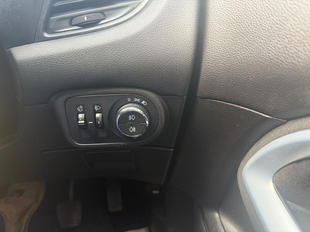 Used Vauxhall Zafira Tourer 2017 for sale - 75765511: Photo 29