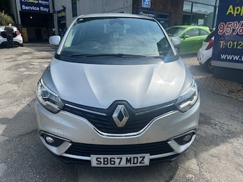 Used Renault Scenic 2017 for sale - 75111518: Photo