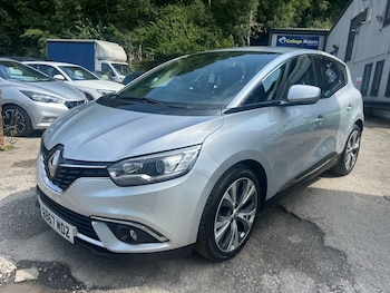 Used Renault Scenic 2017 for sale - 75111518: Photo