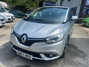 Used Renault Scenic 2017 for sale - 75111518: Photo