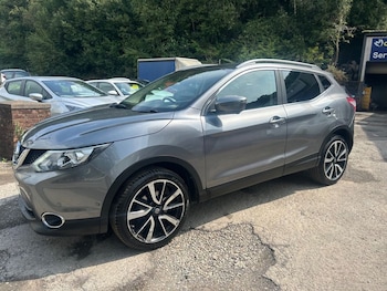Used Nissan Qashqai 2015 for sale - 75607084: Photo