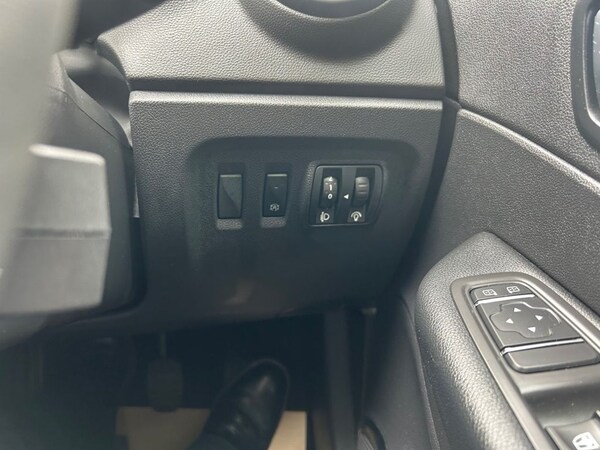 Used Renault Captur 2017 for sale - 75171300: Photo 26