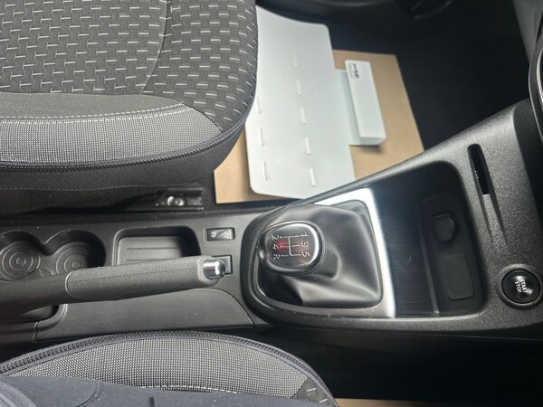 Used Renault Captur 2017 for sale - 75171300: Photo 32