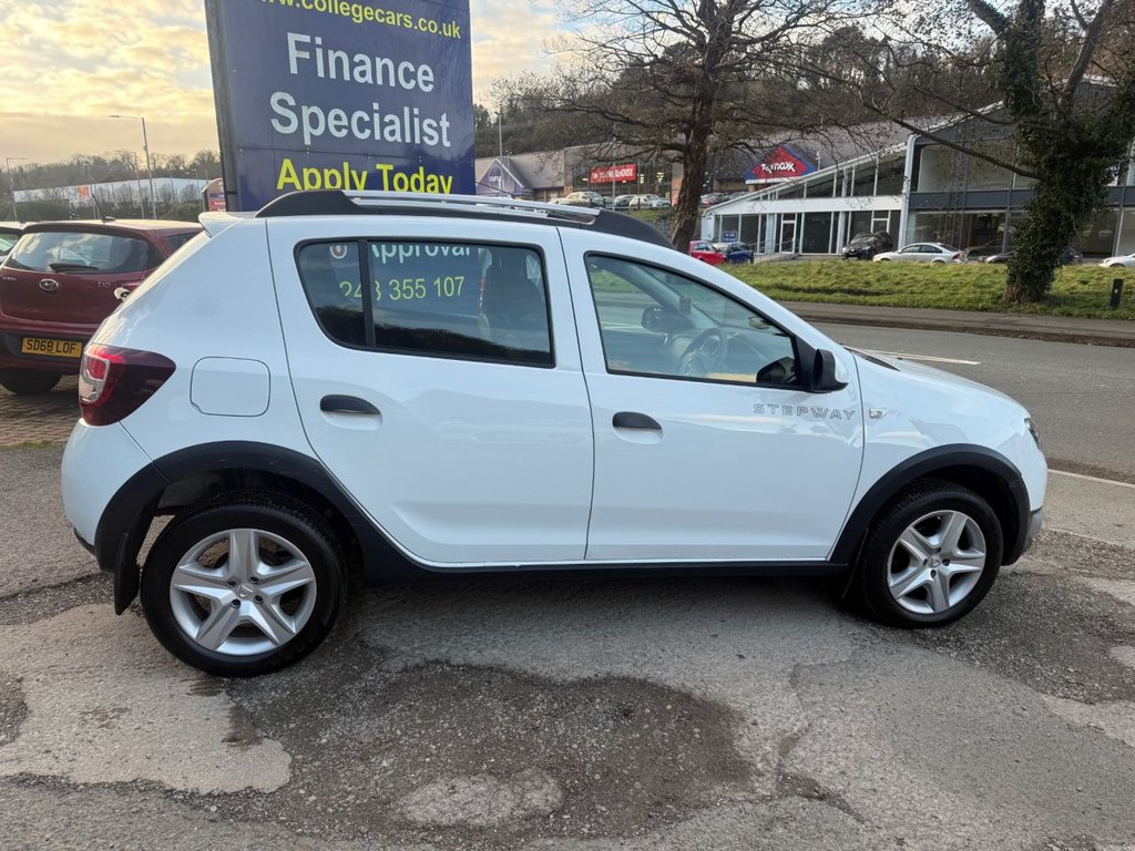 Used Dacia Sandero Stepway 2016 for sale - 76927541: Photo 13