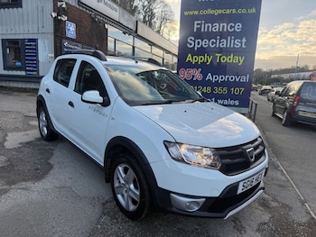 Used Dacia Sandero Stepway 2016 for sale - 76927541: Photo