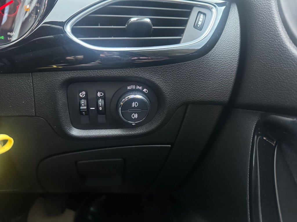 Used Vauxhall Astra 2017 for sale - 76481625: Photo 25