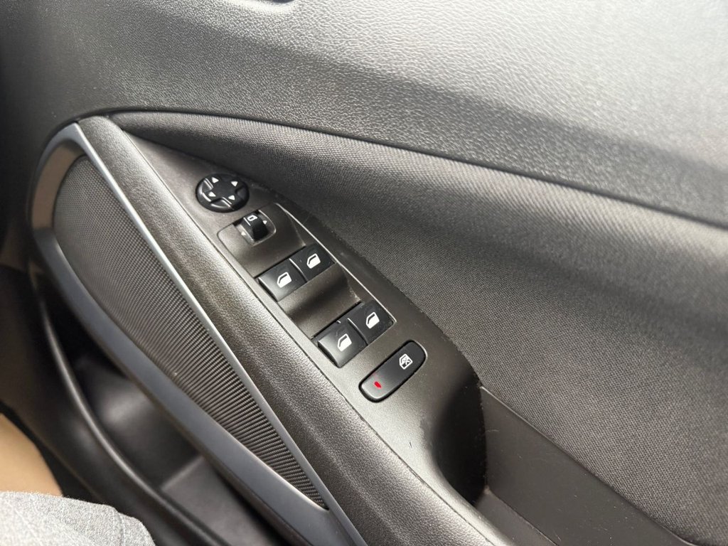 Used Vauxhall Crossland X 2019 for sale - 76481615: Photo 30