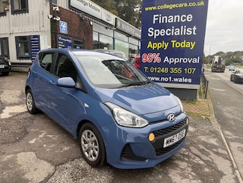 Used Hyundai i10 2018 for sale - 77733855: Photo