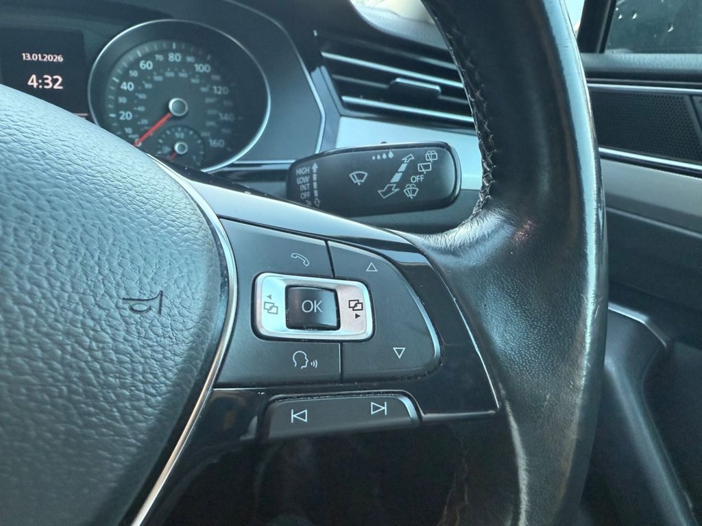 Used Volkswagen Passat 2017 for sale - 77188175: Photo 25