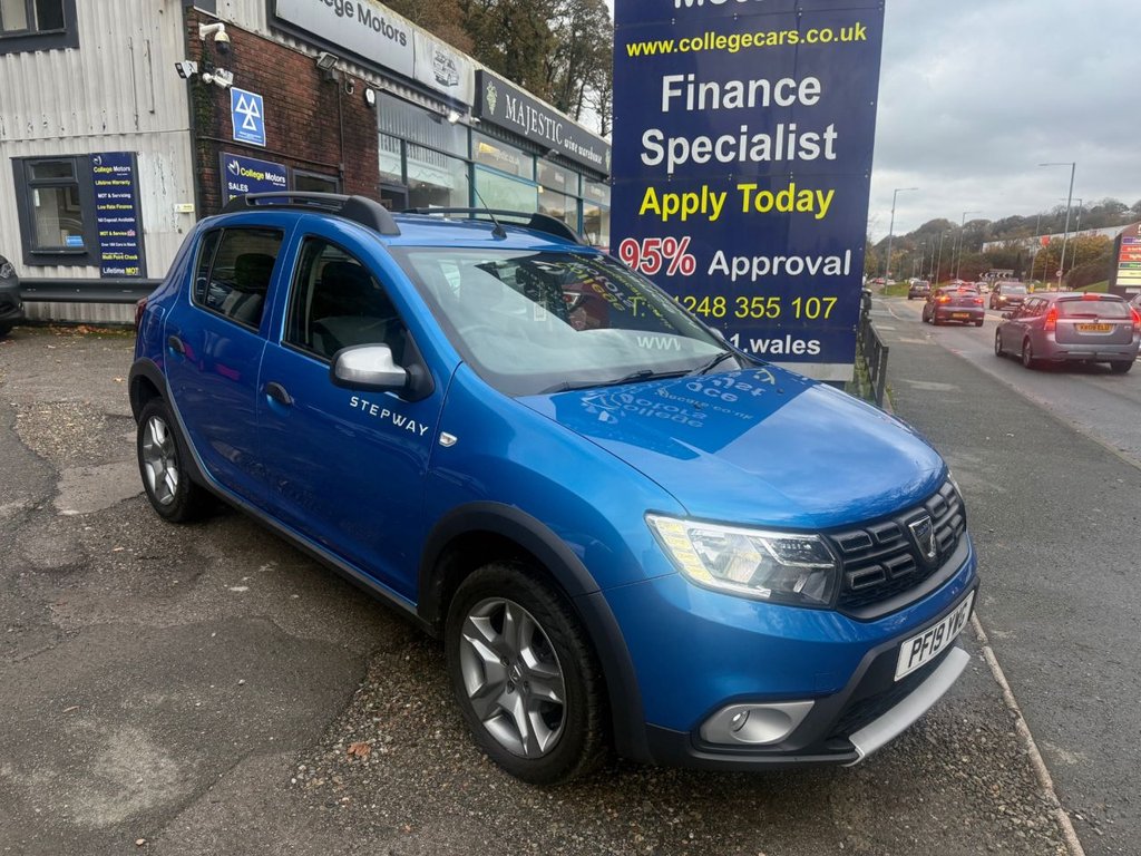 Used Dacia Sandero Stepway 2019 for sale - 76482432: Photo 1