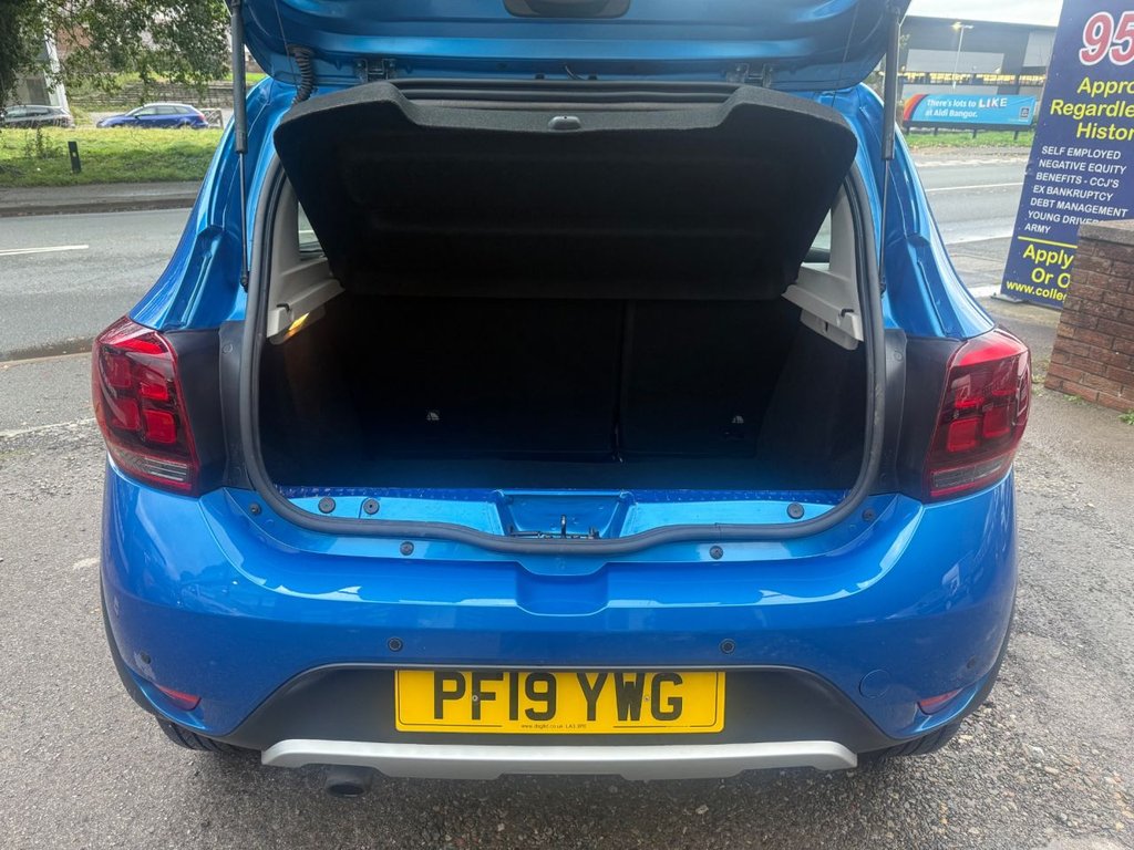 Used Dacia Sandero Stepway 2019 for sale - 76482432: Photo 19
