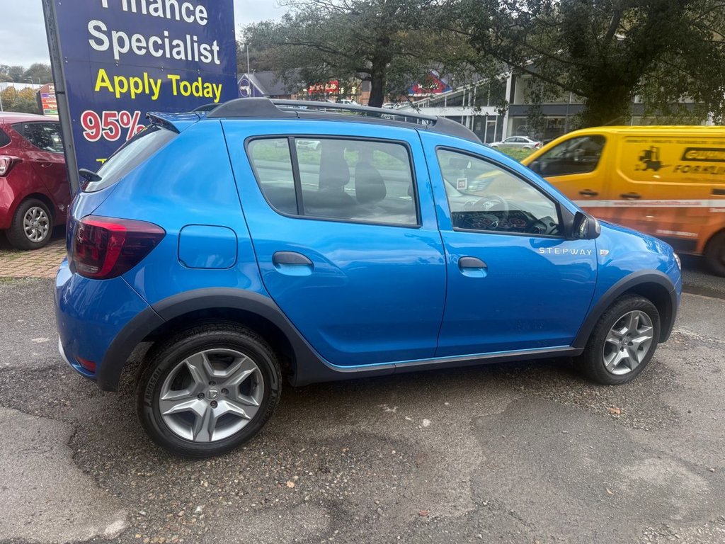 Used Dacia Sandero Stepway 2019 for sale - 76482432: Photo 7