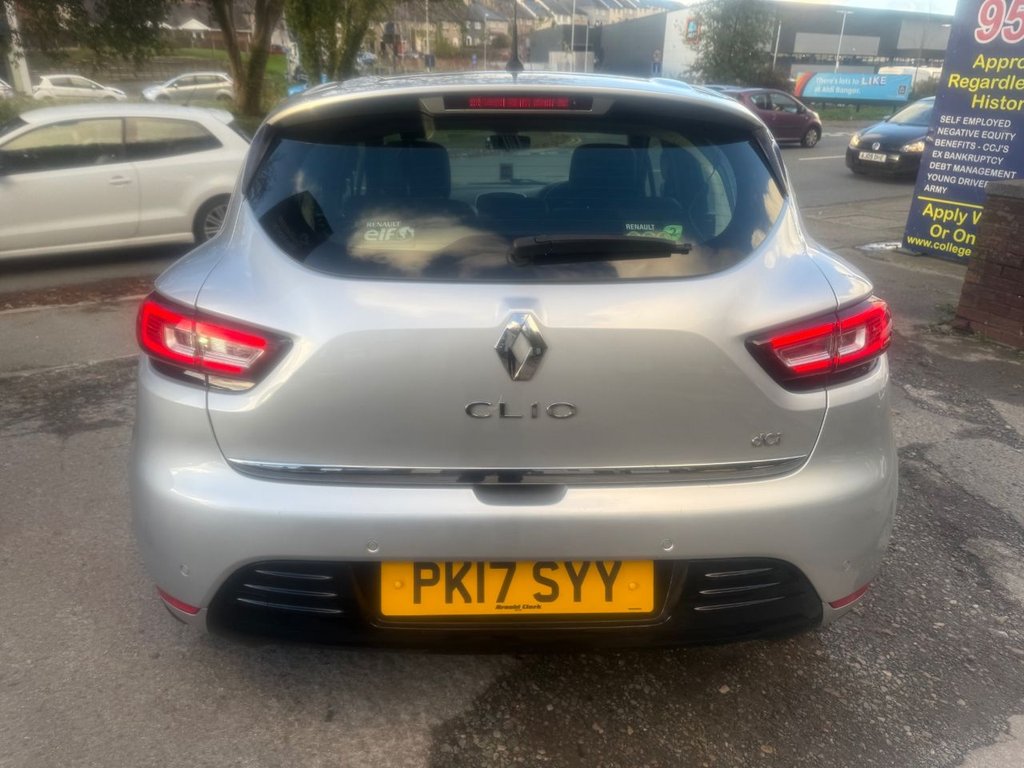 Used Renault Clio 2017 for sale - 76654686: Photo 14