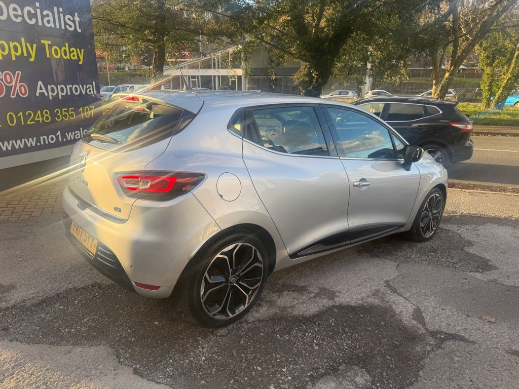 Used Renault Clio 2017 for sale - 76654686: Photo 15