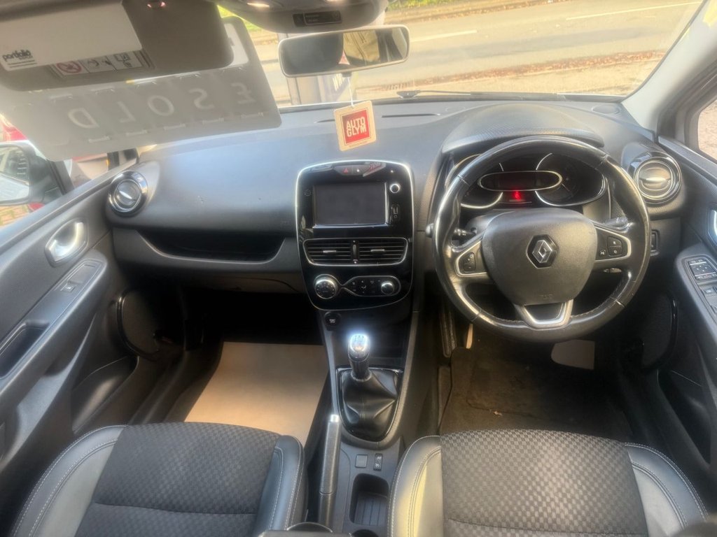 Used Renault Clio 2017 for sale - 76654686: Photo 34