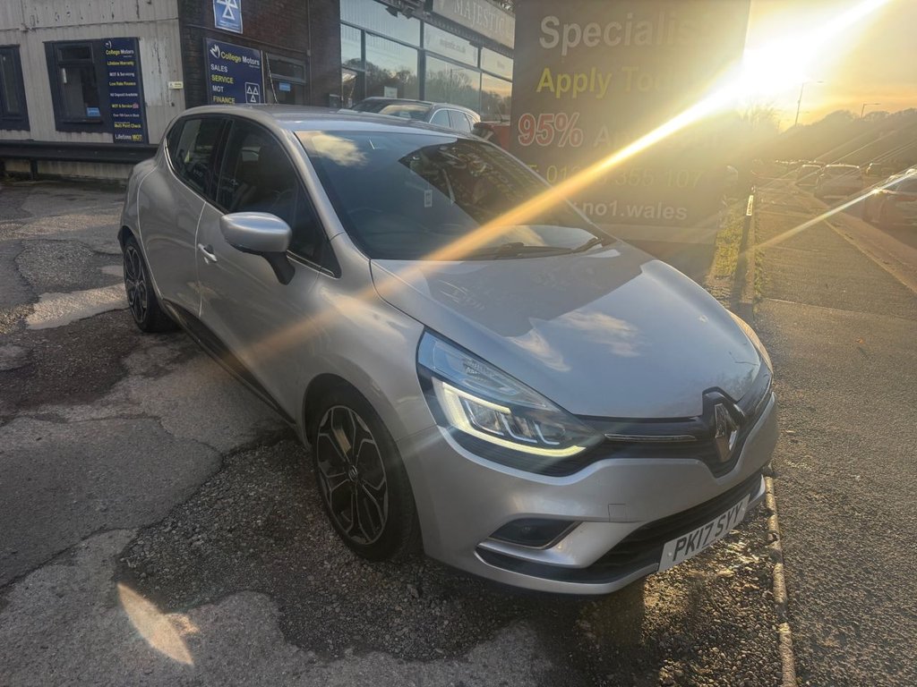 Used Renault Clio 2017 for sale - 76654686: Photo 8