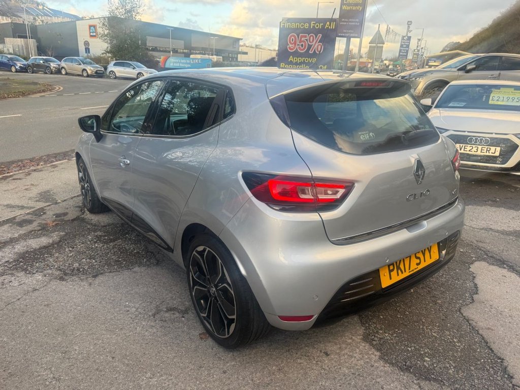 Used Renault Clio 2017 for sale - 76654686: Photo 9
