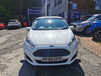 Used Ford Fiesta 2016 for sale - 79506308: Photo