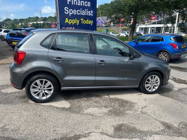 Used Volkswagen Polo 2015 for sale - 75630448: Photo 7
