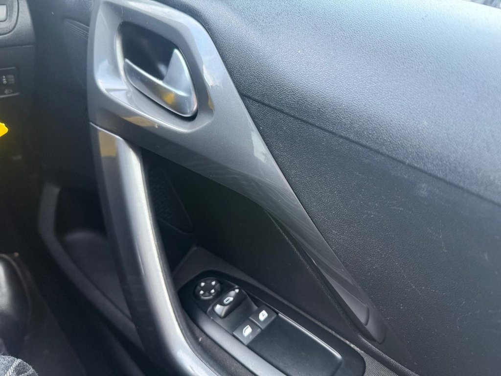 Used Peugeot 2008 2017 for sale - 77188105: Photo 28