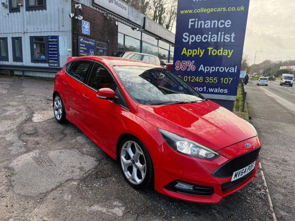 Used Ford Focus 2015 for sale - 76927538: Photo 1