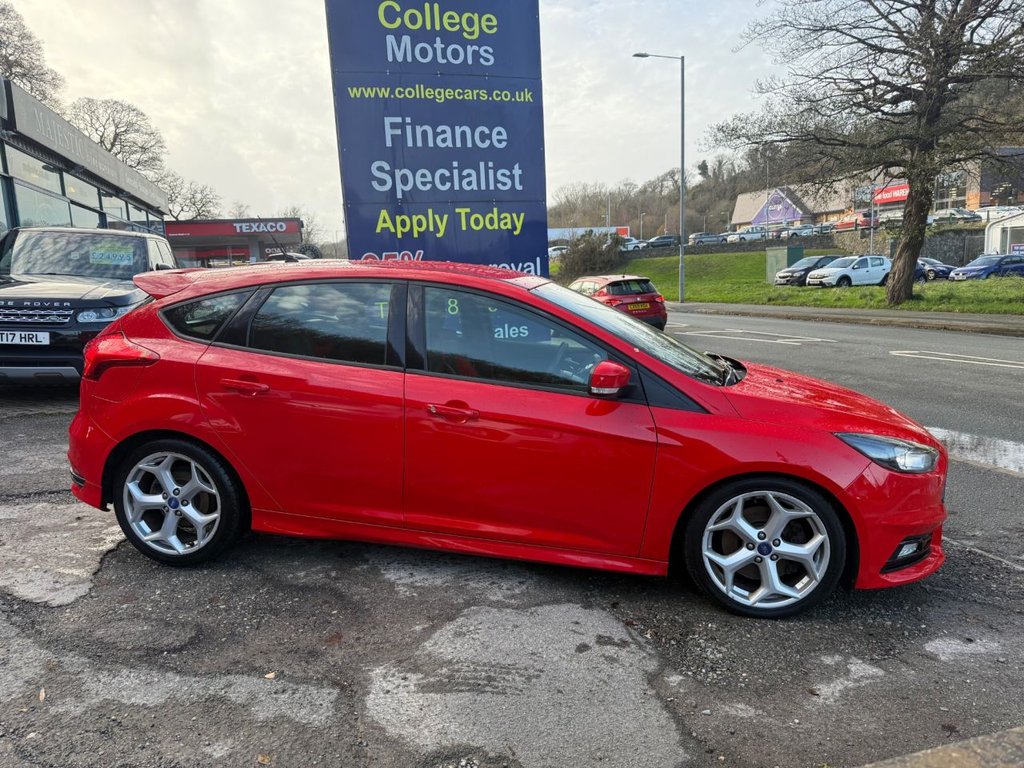 Used Ford Focus 2015 for sale - 76927538: Photo 15