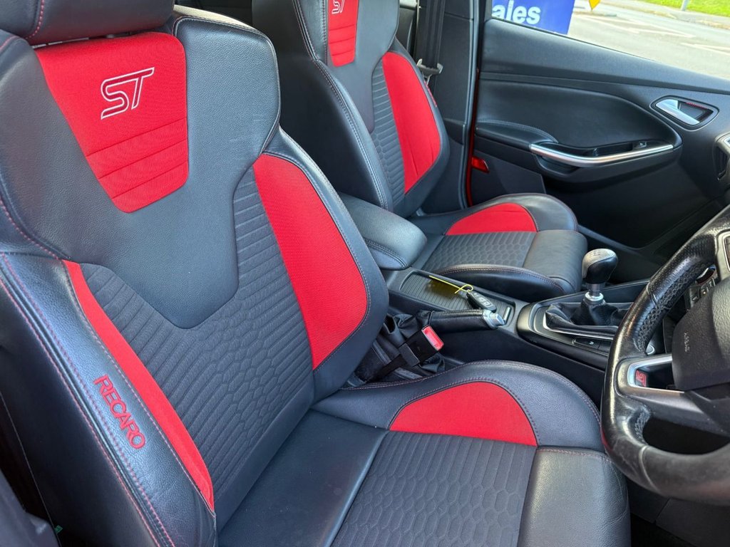 Used Ford Focus 2015 for sale - 76927538: Photo 40