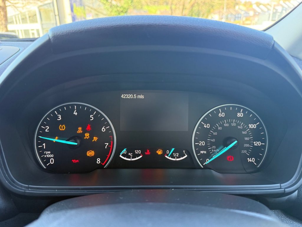 Used Ford Ecosport 2018 for sale - 77835351: Photo 24