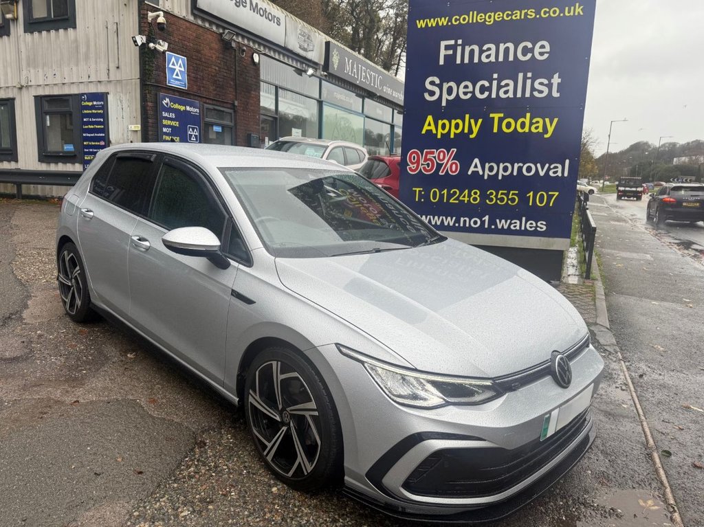Used Volkswagen Golf 2020 for sale - 77110379: Photo 1