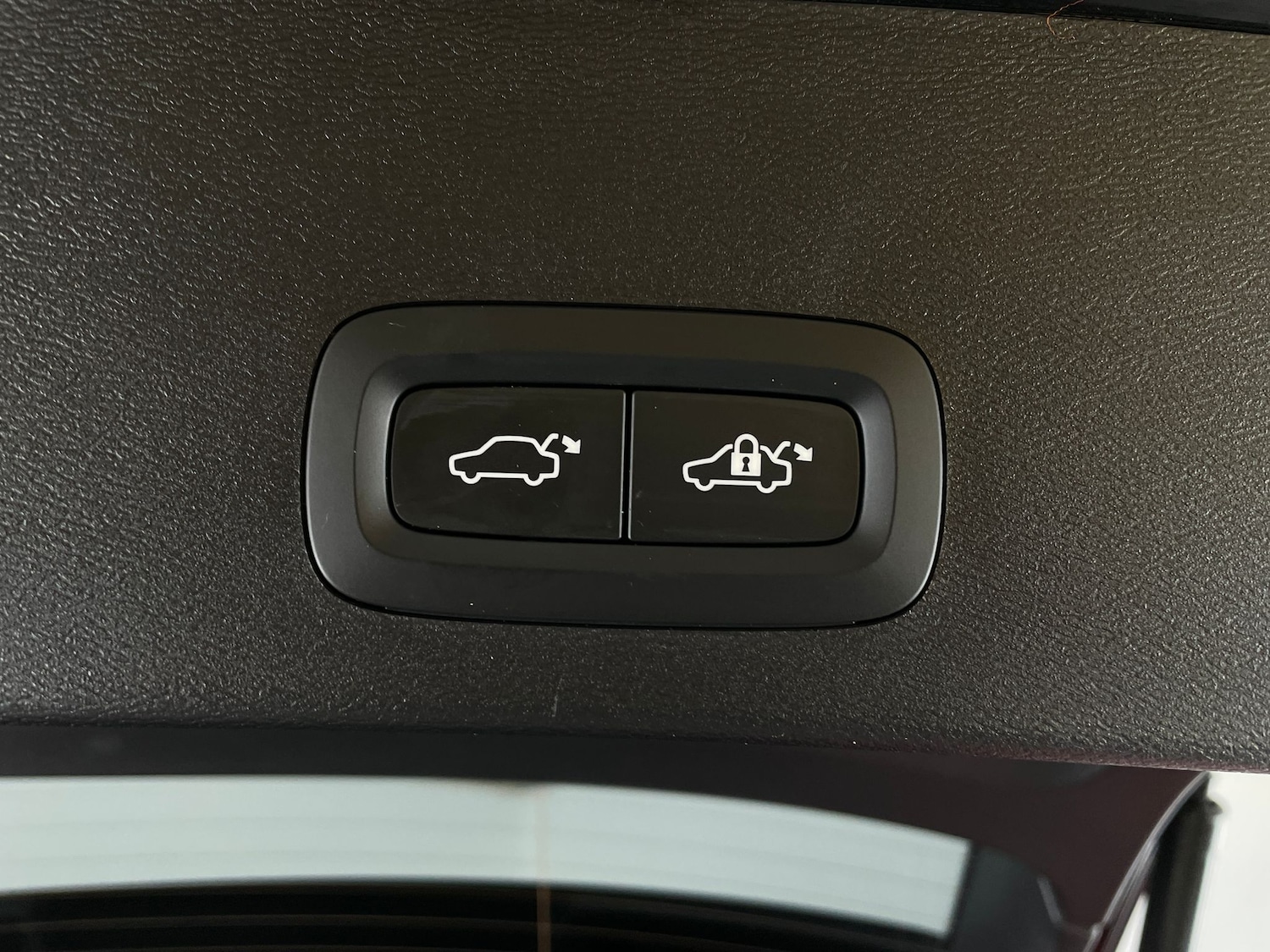 Used Volvo XC40 2022 for sale - 76946480: Photo 15