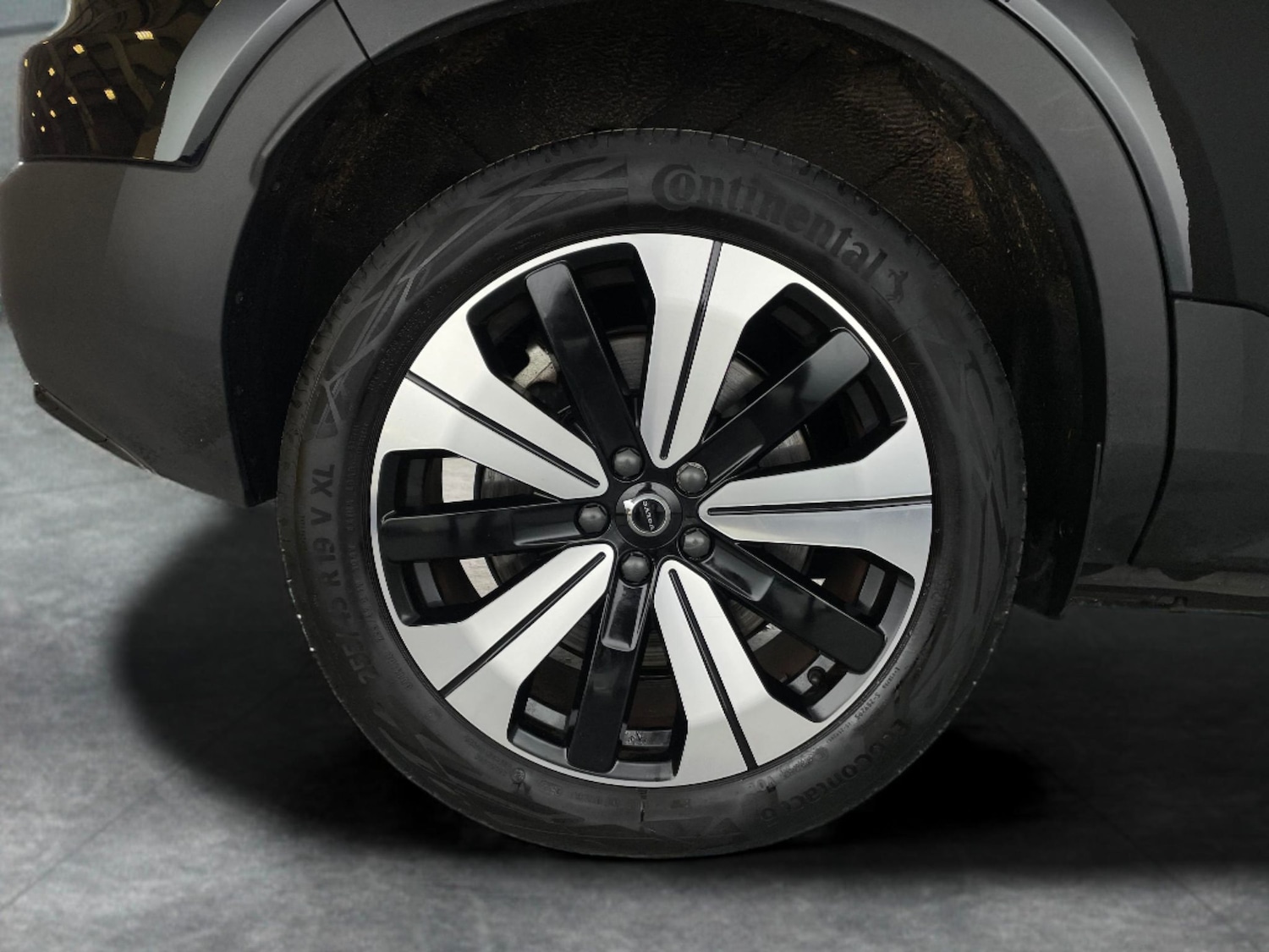 Used Volvo XC40 2022 for sale - 76946480: Photo 32