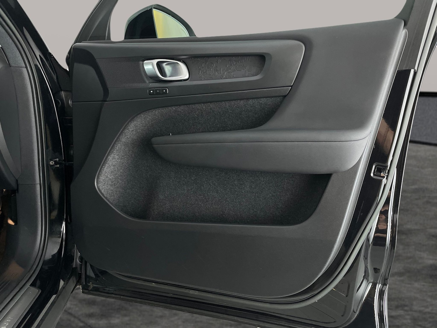 Used Volvo XC40 2022 for sale - 76946480: Photo 37