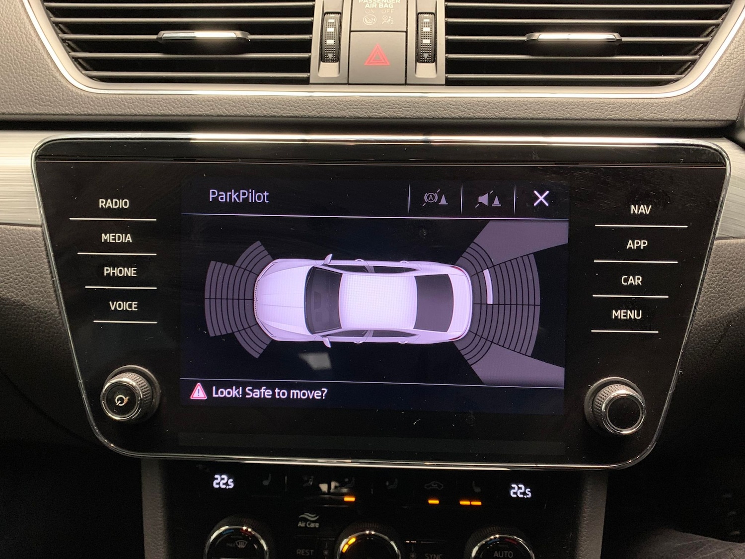 Used Skoda Superb 2020 for sale - 76542673: Photo 19