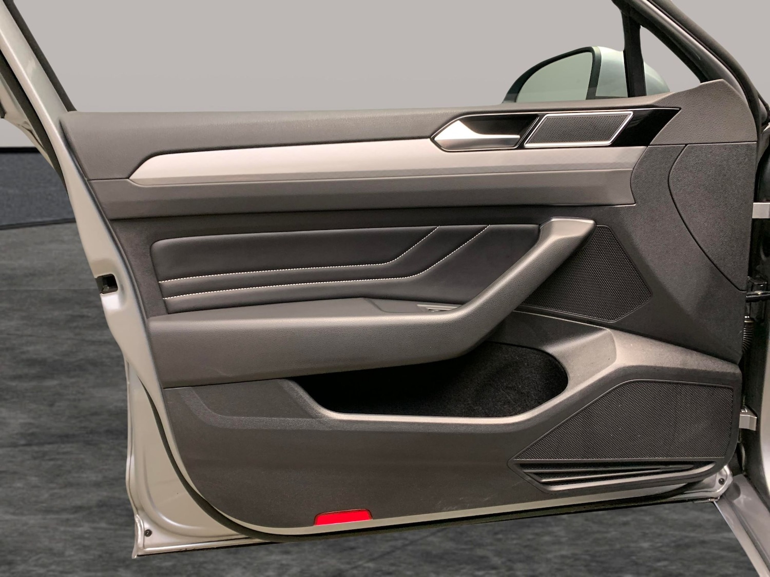 Used Volkswagen Passat 2020 for sale - 77648557: Photo 24