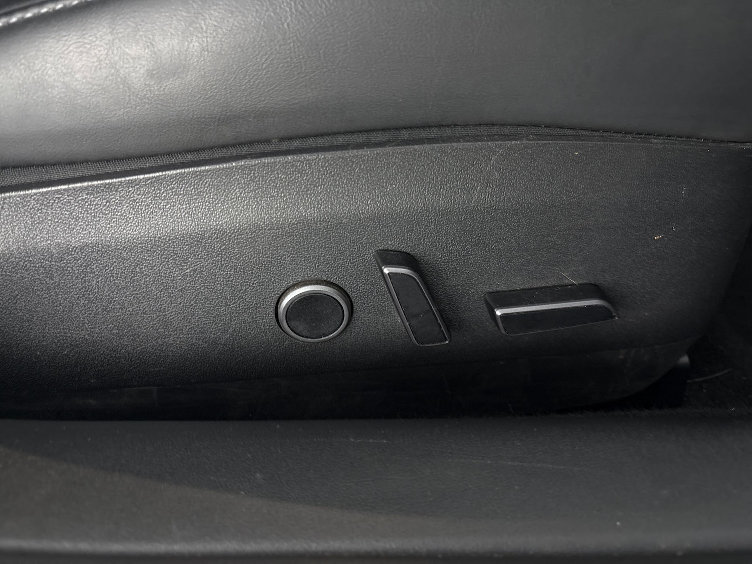 Used Tesla Model 3 2022 for sale - 77460902: Photo 28