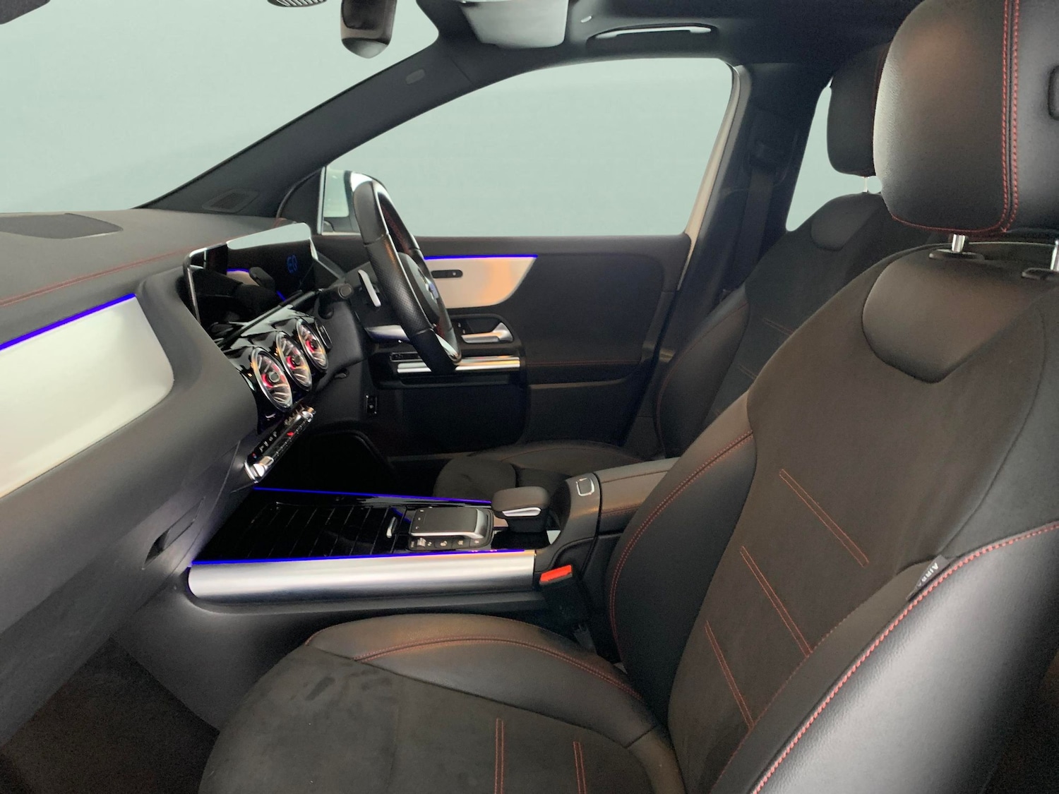 Used Mercedes-Benz EQA 2022 for sale - 76467503: Photo 4