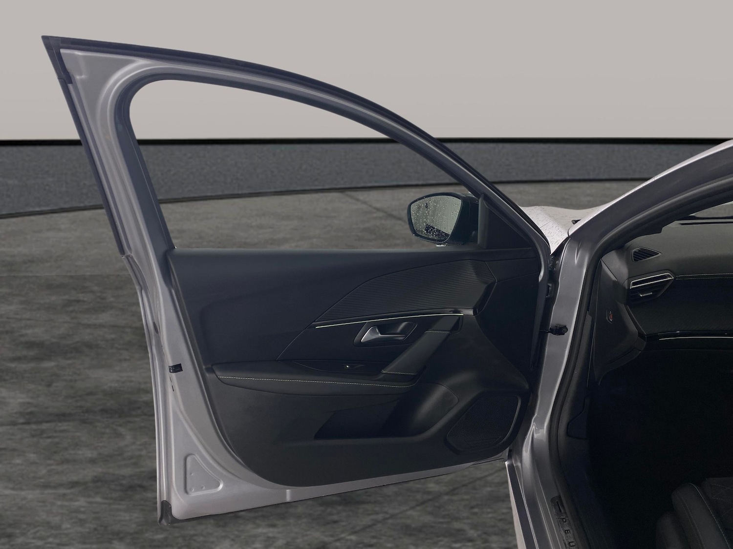 Used Peugeot 208 2022 for sale - 77180451: Photo 21