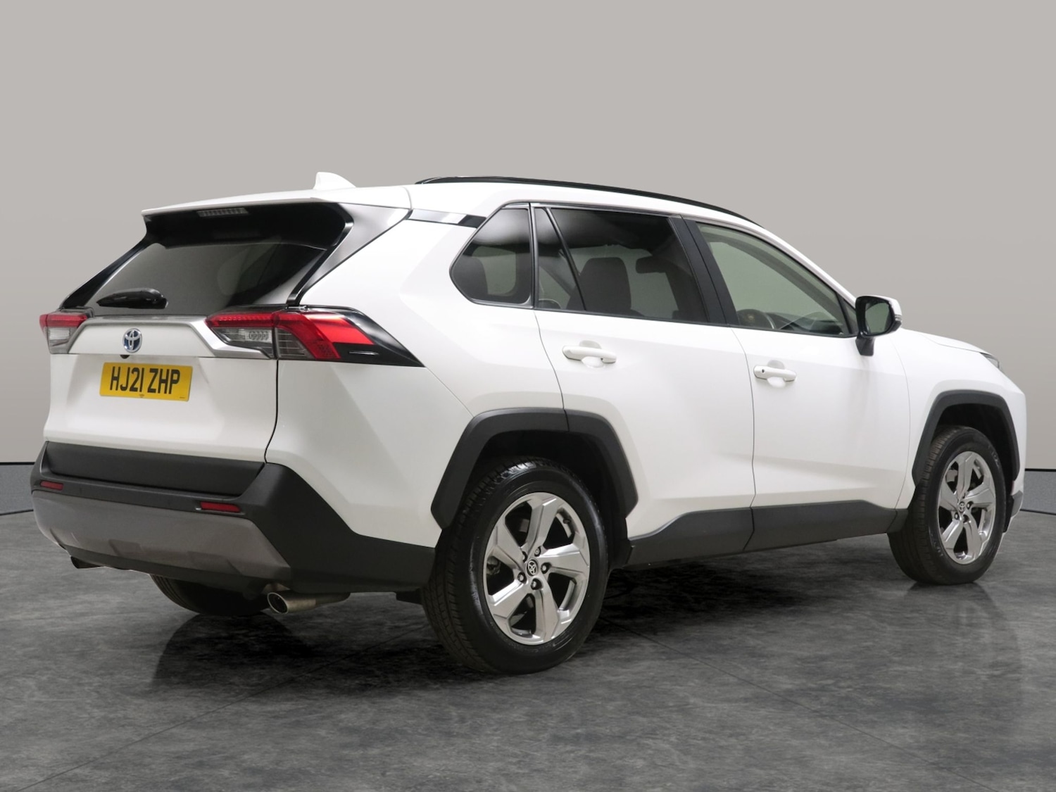 Used Toyota RAV4 2021 for sale - 76555050: Photo 10