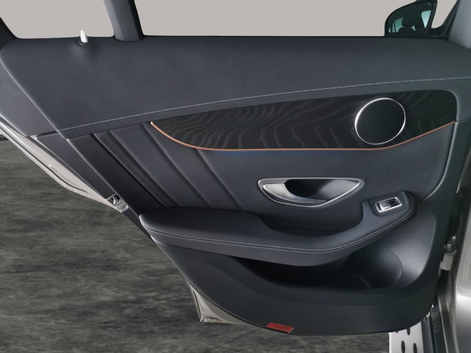 Used Mercedes-Benz EQC 2022 for sale - 77043380: Photo 33